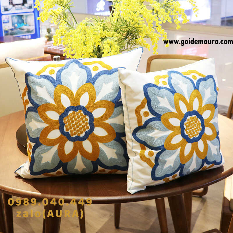 Vỏ Gối Sofa 45x45 gối hoa văn thêu