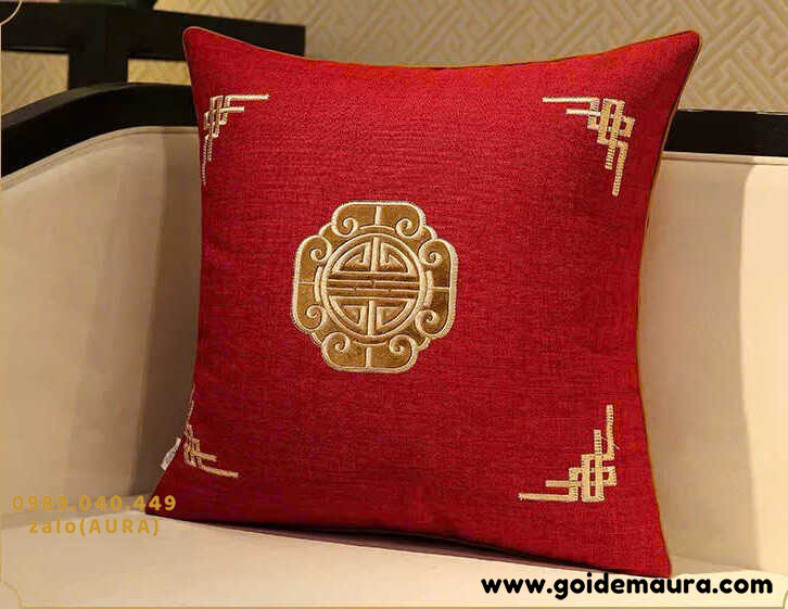 Gối Tựa Lưng Sofa Gỗ Sang Trọng Tinh Tế gối sofa hoàng gia sang trọng màu đỏ
