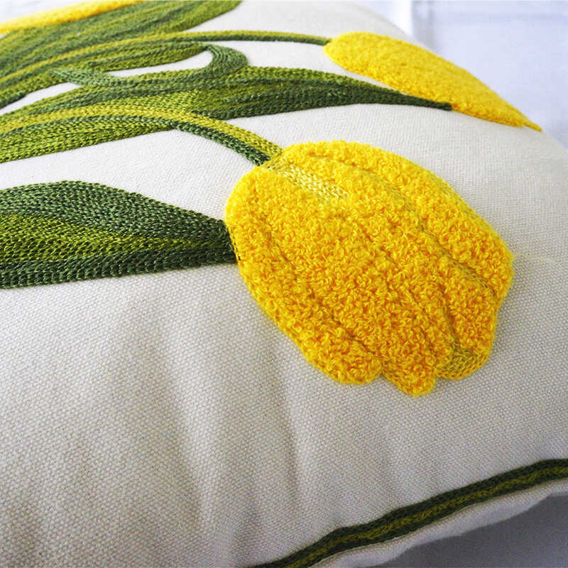 gối thêu hoa tulip vàng đẹp gối thêu hoa tulip vàng đẹp